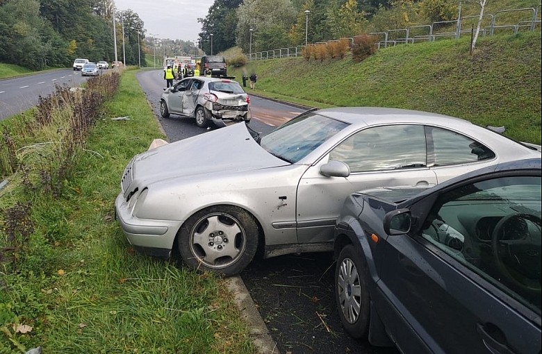 Kierowcy! Noga z gazu