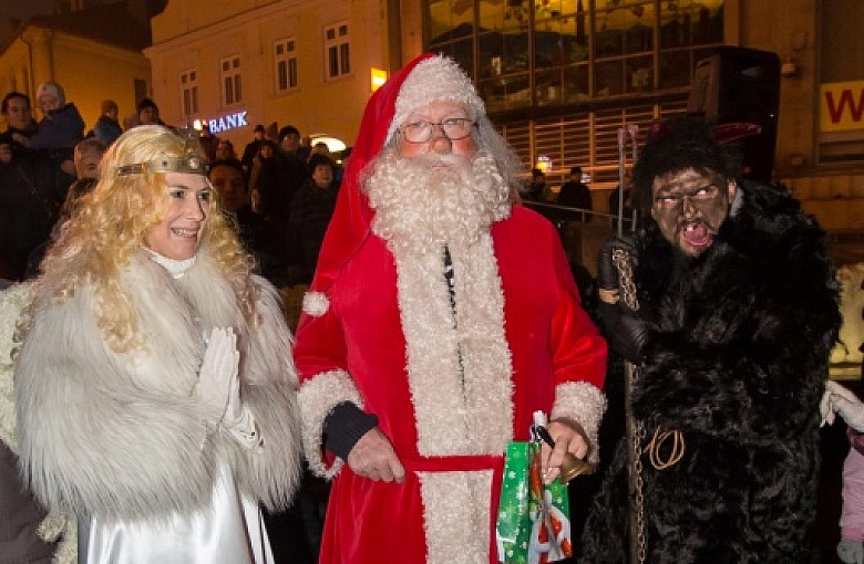Polacy dadzą zarobić Mikołajom
