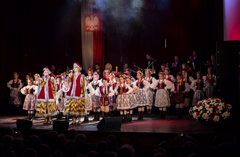 "Piękna Nasza Polska Cała"