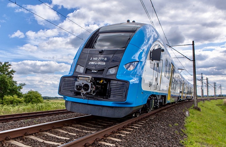 Rodzinne wakacje z Kolejami Śląskimi. Dorośli pojadą za 10 zł