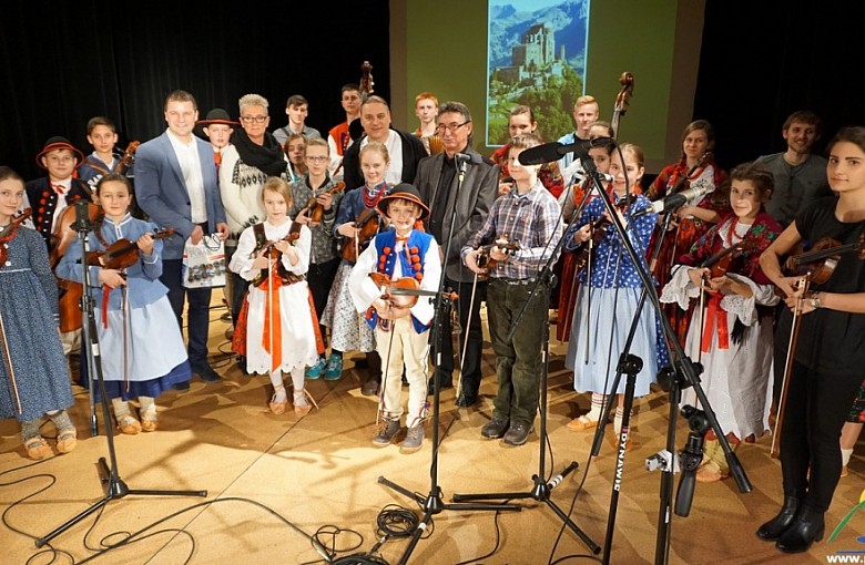 Fundacja „Braci Golec” w Gminie Porąbka
