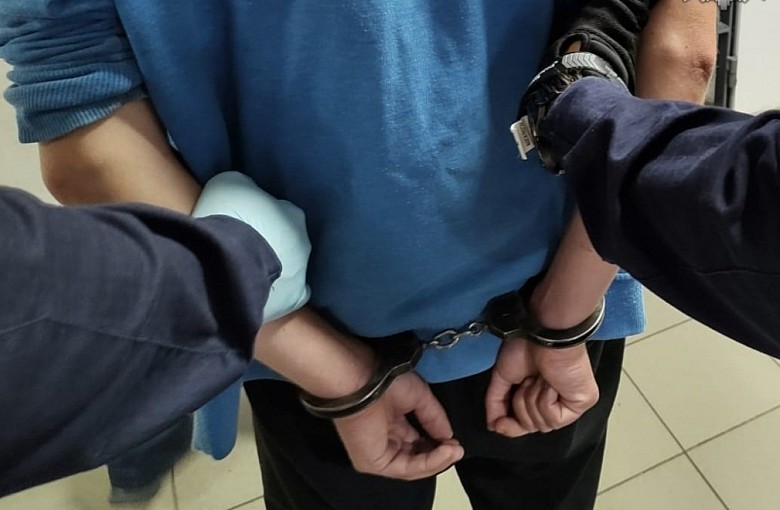 Policyjna obława w Bielsku-Białej. Wpadły osoby poszukiwane listami gończymi