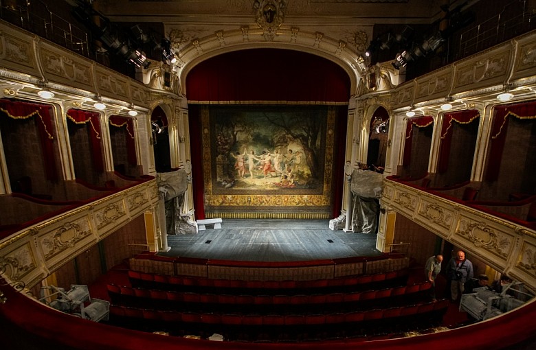 Magia od zaplecza – teatralna podróż w nieznane