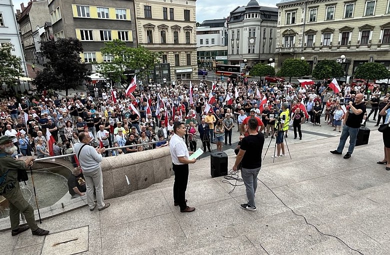 Kolejny Protest przeciwko masowej imigracji w Bielsku-Białej. Zaproszono wszystkich Radnych Rady Miejskiej. Czy przyjdą?