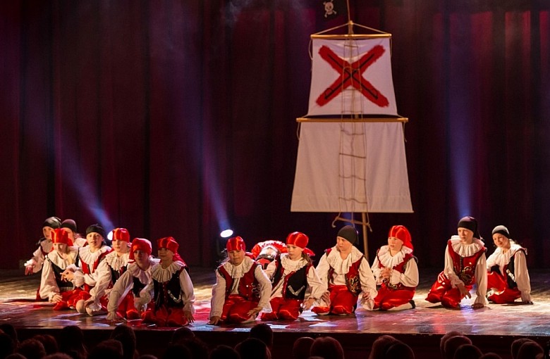 Artystyczna Majówka z Domem Kultury w Wapienicy