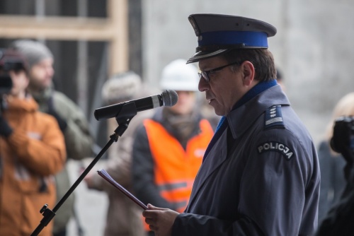 b27dc8244db729feee8d099abc8de1