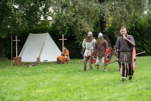 c93ff2344b03a17b47d4c3c44fb5dc