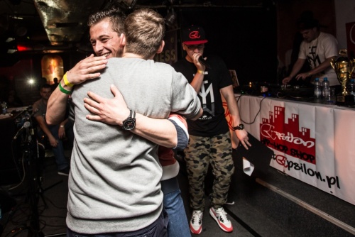 06dd18ab7dc6611afbdac008811158