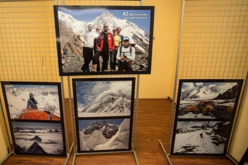 24ca681f7890a2666cdb0f949d9845