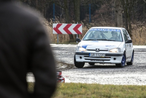 77481d8ca2960415bd6813666b42b5