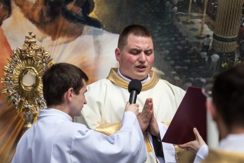 883c701c5eae92805c5c213855580c