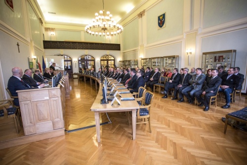 b6f6ad68cb6d04b03437ce2d390800