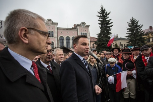 84e01631d46abfc535f75f52f1e216