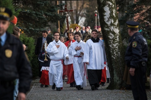 1b855ed78acbc26fa402ee3456c36f