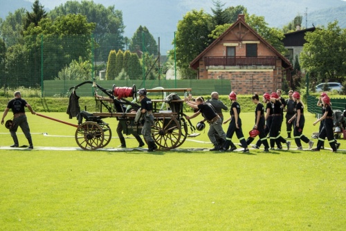 d893dc2a91c729e3e3cf15d21f65dd