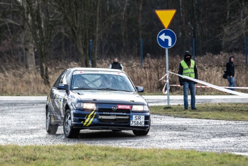 77481d8ca2960415bd6813666b42b5