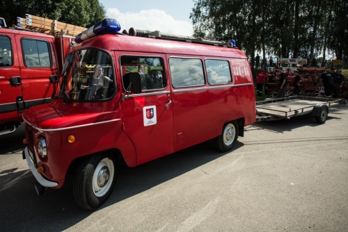 6e774dc7b8037a83330e0090fbc0c5