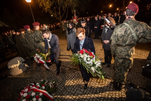 938ee8701199639573f913681a015a