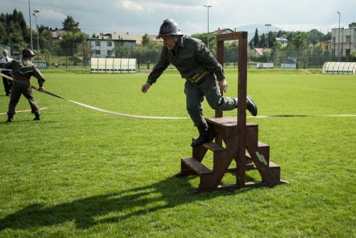 6e774dc7b8037a83330e0090fbc0c5