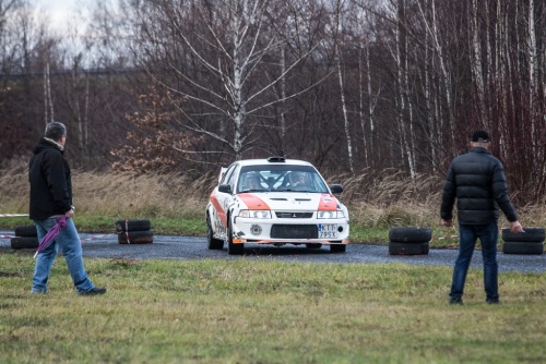 ba6fc7220e9ea168a0d98a7198d9e7