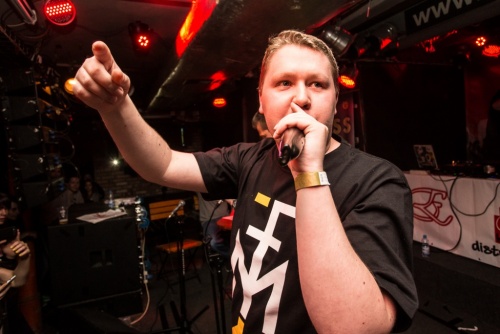 409183744bbc95e363f70dc4b9f894