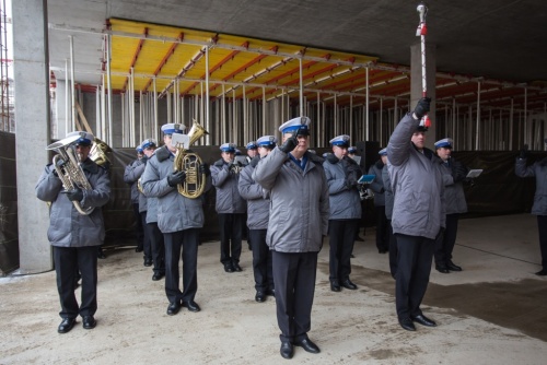 b27dc8244db729feee8d099abc8de1