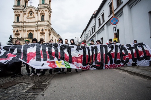 ff2c064b4387d02dc02dbb9d1fdf9e