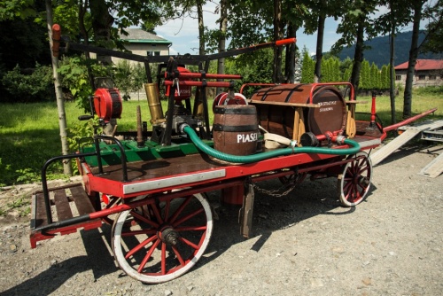 6e774dc7b8037a83330e0090fbc0c5