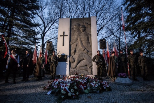 b56e6adcbfe8870fcd77631da71bda