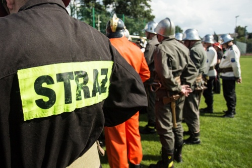 6e774dc7b8037a83330e0090fbc0c5