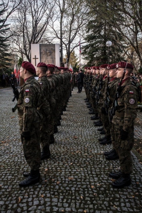 1b855ed78acbc26fa402ee3456c36f