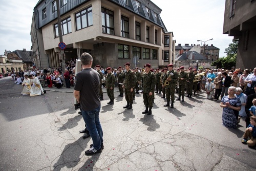 883c701c5eae92805c5c213855580c