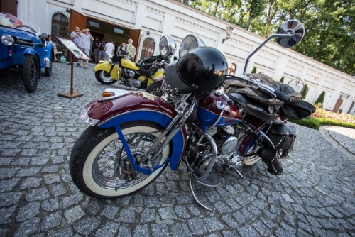 6f586eed7f5562b5680f936930614f