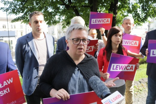 b706aac2c42eb55aadd4a5e3ba98ed