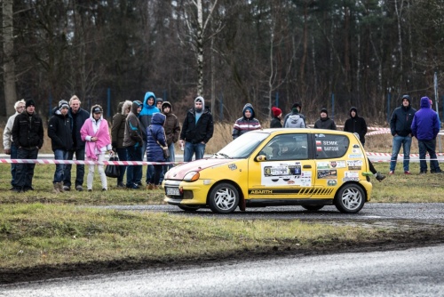 77481d8ca2960415bd6813666b42b5