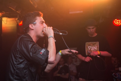 06dd18ab7dc6611afbdac008811158