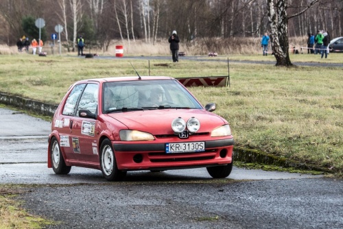 77481d8ca2960415bd6813666b42b5