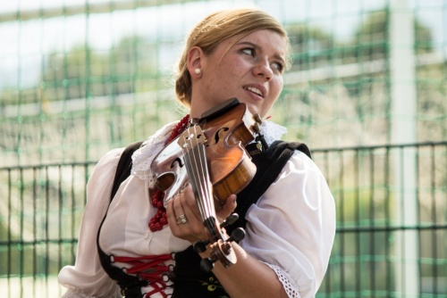 d893dc2a91c729e3e3cf15d21f65dd