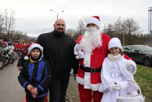 48698ec73d0640040e560f37a4a6cd