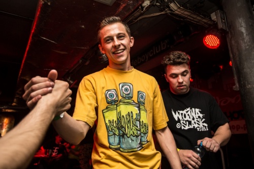 06dd18ab7dc6611afbdac008811158