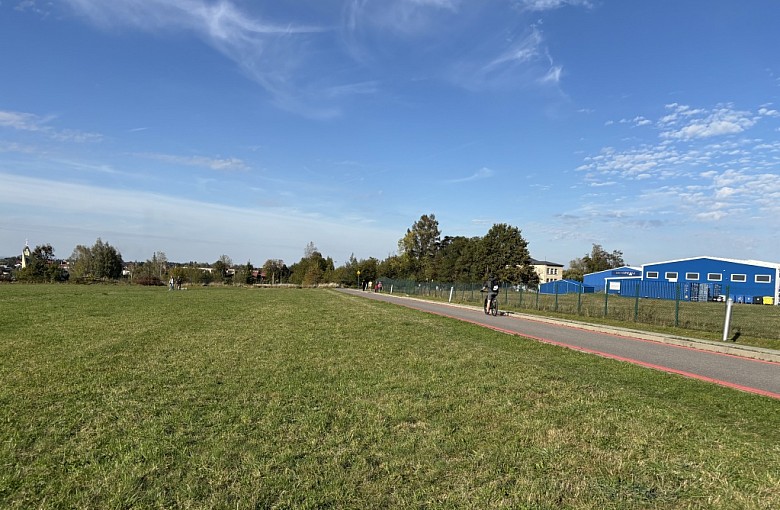 Silny wiatr w regionie. Synoptycy wydali ostrzeżenie dla Bielska-Białej