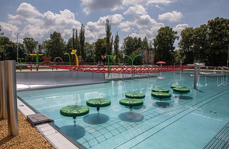 Pływalnia "Panorama" gotowa na nowy sezon. Godziny otwarcia oraz ceny na 2026r