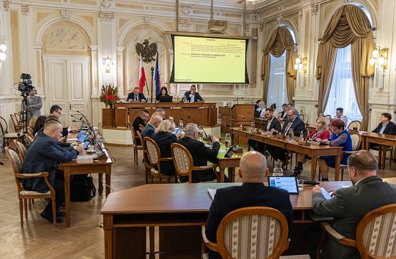 Bielsko-Biała: trwa XXIII sesja Rady Miejskiej