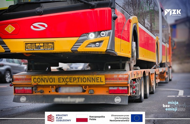 Przegubowe autobusy elektryczne dotarły do bielskiego MZK