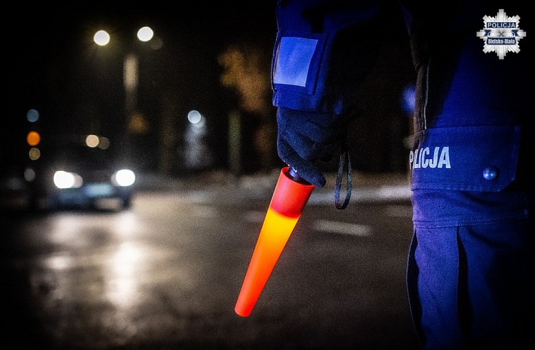 Kolega miał pomóc po kontroli drogowej. Skończyło się kolejnym zatrzymaniem