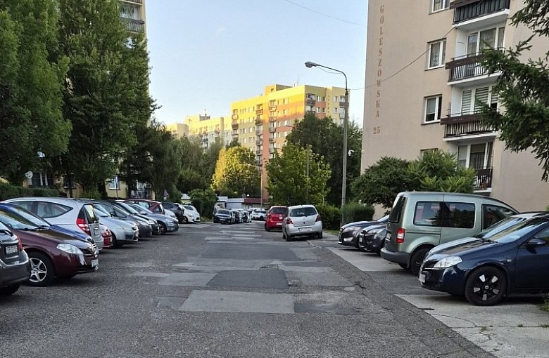 Radny pyta: Ile jeszcze mieszkańcy będą czekać na remont ulicy Goleszowskiej?