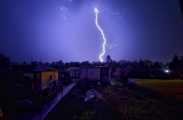 Drugi stopień ostrzeżenia! Burze mogą przynieść ogromne ilości wody