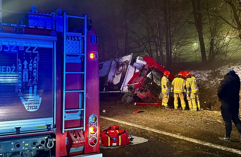 Trzy zdarzenia, jeden poważny problem