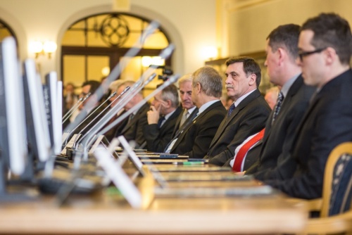 b6f6ad68cb6d04b03437ce2d390800