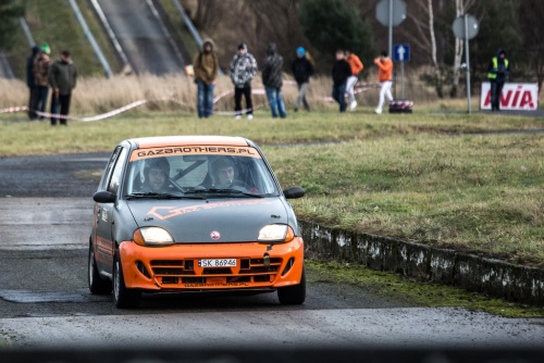 77481d8ca2960415bd6813666b42b5